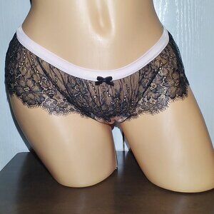 Victoria's Secret Thong Panties. New with Tags Size Medium.